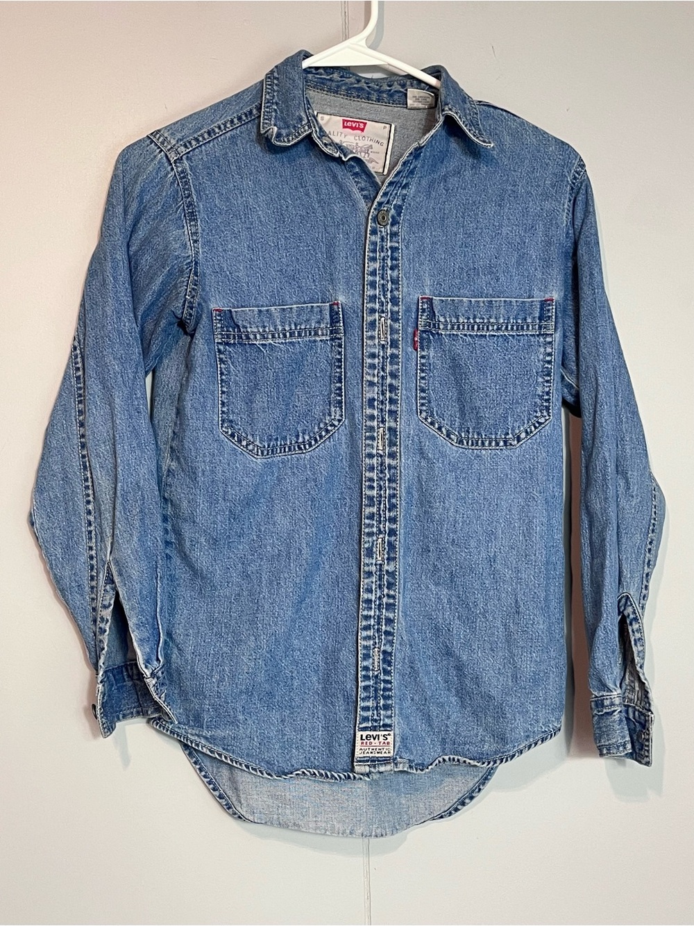 Vintage Levi’s Denim Shirt Red Tab Western Workwear Blue Size S